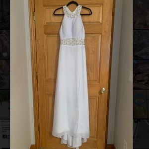 Elegant Long White Dress with Open Back